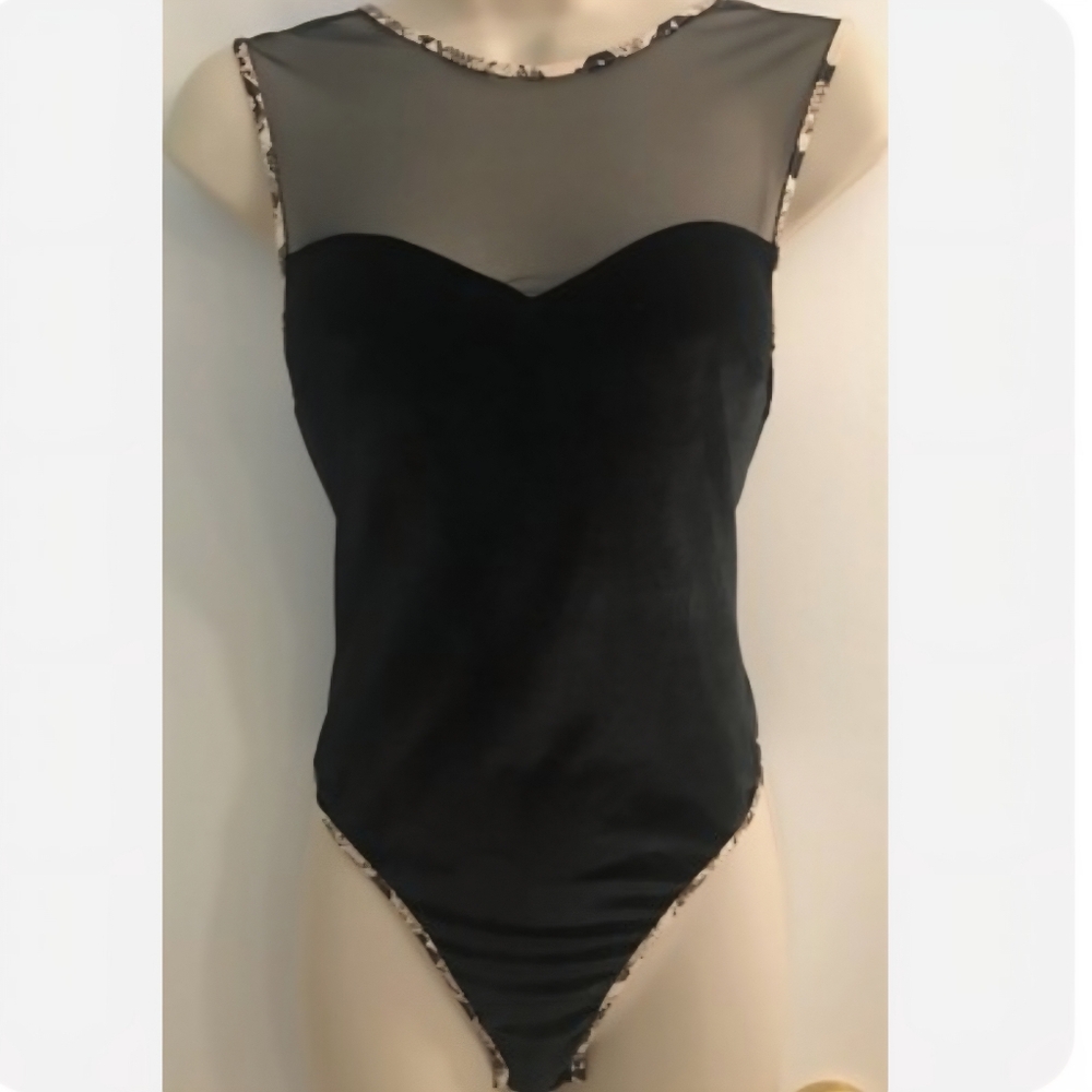 NWT VICTORIA SECRET BLACK VELVET BODYSUIT XS TEDDY LINGERIE